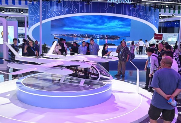 鼎合网配资 第二十届中国西部国际博览会在成都开幕